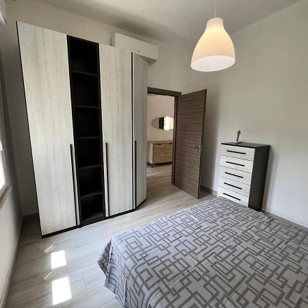 I Lecci Villa Ливорно Екстериор снимка