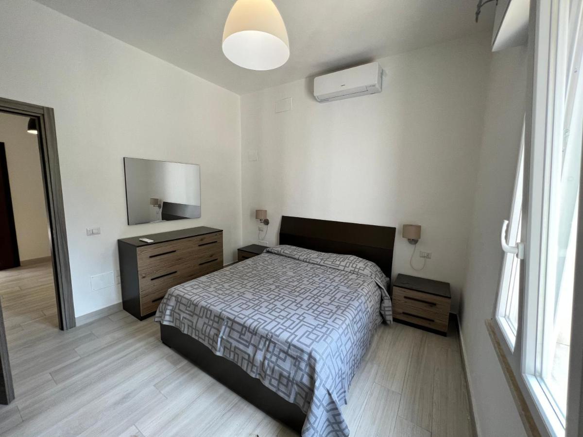 I Lecci Villa Ливорно Екстериор снимка